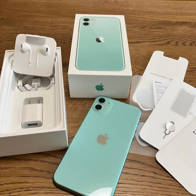 iPhone 11 グリーン 128 GB docomo