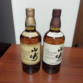 山崎NV1本と山崎12年1本(ウイスキー)