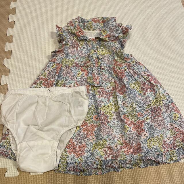 babyGAP(ベビーギャップ)の花柄ワンピース キッズ/ベビー/マタニティのベビー服(~85cm)(ワンピース)の商品写真