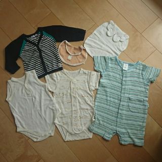 ベビーギャップ(babyGAP)の夏セット ロンパース 3点 汗取りパッド 2個 カーディガン セット売り(ロンパース)