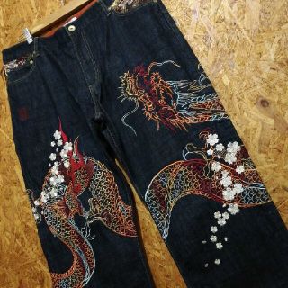 ※専用　[絡繰魂] 未使用 龍神桜 刺繍 金襴切替 ジーンズ P-50236