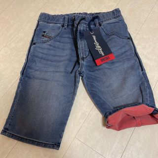 ディーゼル(DIESEL)の【新品】DIESEL ジョグジーズ ショートパンツ サイズ26の２点セット(ショートパンツ)