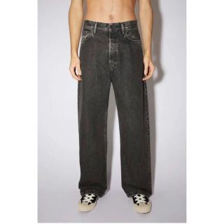 アクネストゥディオズ(Acne Studios)の32/32 Acne Studios Loose Fit Jeans Black(デニム/ジーンズ)