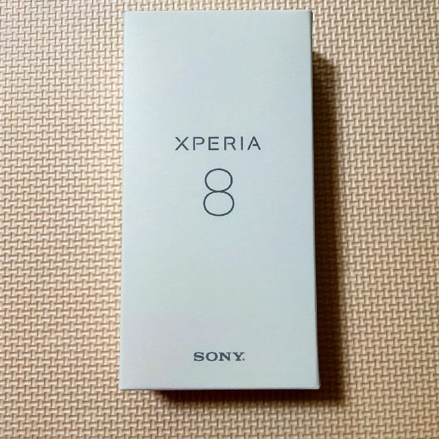 Xperia8