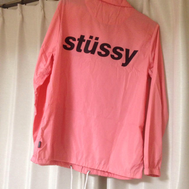 STUSSY(ステューシー)のみおぴょん様専用 レディースのジャケット/アウター(ナイロンジャケット)の商品写真