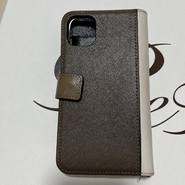 MARC JACOBS(マークジェイコブス)のIphone11ケース　MARC JACOBS マークジェイコブス スマホ/家電/カメラのスマホアクセサリー(iPhoneケース)の商品写真