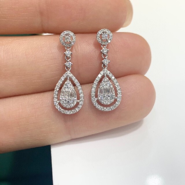 おすすめ】 水滴形 天然ダイヤモンドピアス0.5ct k18 ピアス