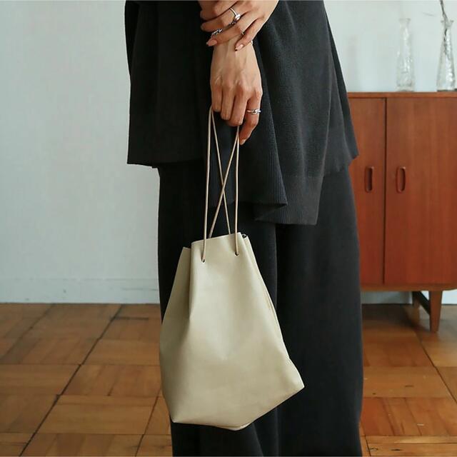 TODAYFUL(トゥデイフル)の【新品 タグ・値札付】Soft Leather Purse ソフトレザーパース レディースのバッグ(ハンドバッグ)の商品写真