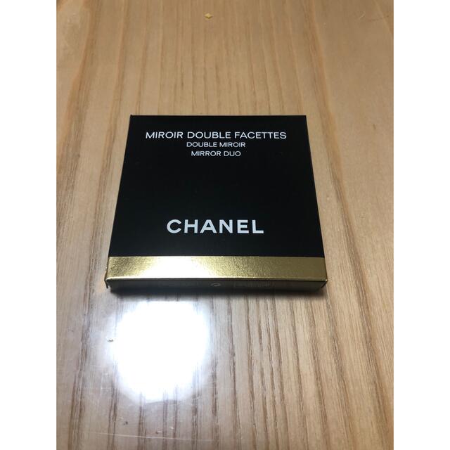 CHANEL(シャネル)のCHANEL 手鏡 コスメ/美容のメイク道具/ケアグッズ(ボトル・ケース・携帯小物)の商品写真