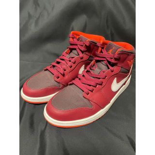 ナイキ(NIKE)の［美品］Nike Air Jordan 1 Mid Team Red(スニーカー)