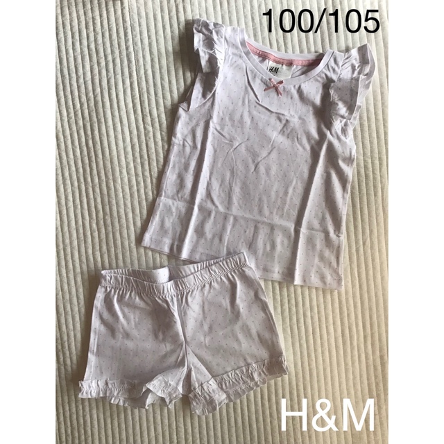 H&M(エイチアンドエム)の新品☆H&M  半袖パジャマ　水玉　100/105 キッズ/ベビー/マタニティのキッズ服女の子用(90cm~)(パジャマ)の商品写真