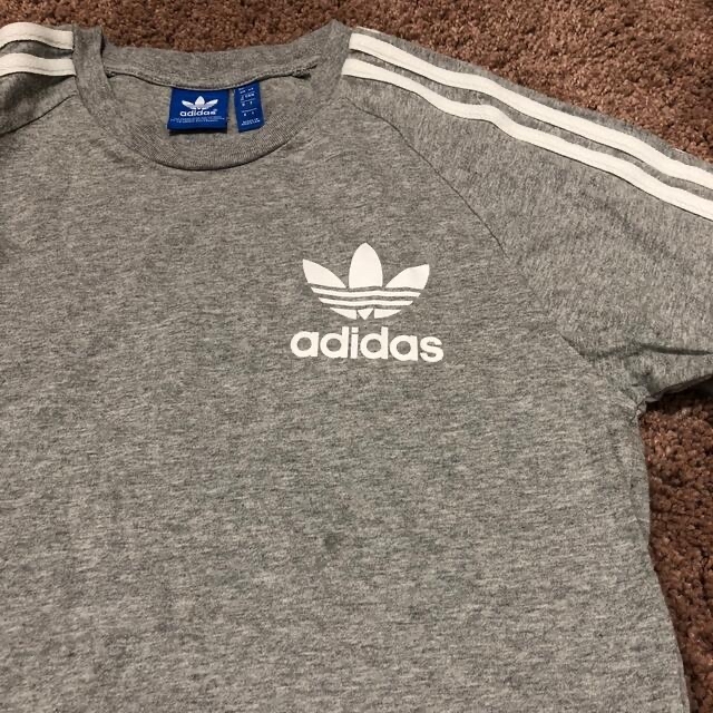 adidas(アディダス)のadidas アディダス  Tシャツ レディースのトップス(Tシャツ(半袖/袖なし))の商品写真