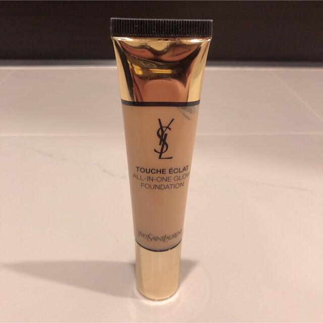 Yves Saint Laurent Beaute(イヴサンローランボーテ)のラディアント タッチ オールインワン グロウ ファンデーション コスメ/美容のベースメイク/化粧品(ファンデーション)の商品写真