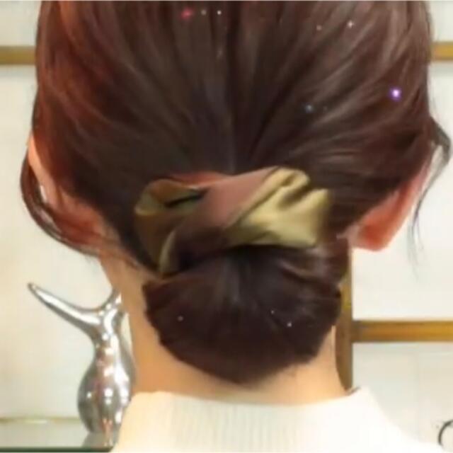 Complex Biz(コンプレックスビズ)のコンプレックスビズ ツイスト シュシュ ブラウンミックス レディースのヘアアクセサリー(ヘアゴム/シュシュ)の商品写真