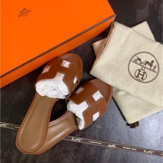 エルメス(Hermes)の専用★HERMES オアジス　ゴールド36 未使用　サンダル(サンダル)