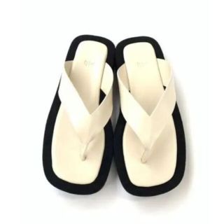 トゥデイフル(TODAYFUL)のお値下げ　Agawd  アガウド　Frame Sandals(サンダル)