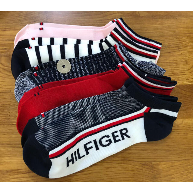 TOMMY HILFIGER(トミーヒルフィガー)の新品トミーヒルフィガーTOMMY HILFIGERレディース5足セット105 レディースのレッグウェア(ソックス)の商品写真