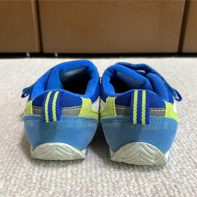 asics(アシックス)の専用♡asics アシックス17.0㎝　スニーカー  キッズ/ベビー/マタニティのキッズ靴/シューズ(15cm~)(スニーカー)の商品写真