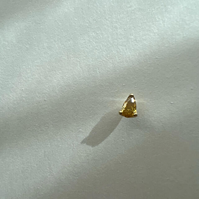 レディースK18YG colordiamond pierce