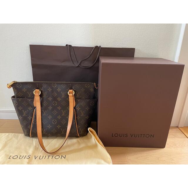 VUITTON トータリーPMレディース