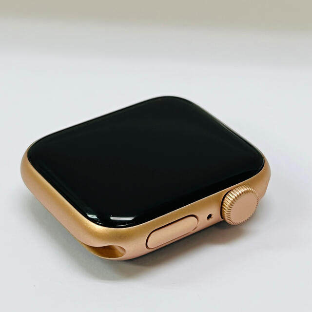 Apple Watch(アップルウォッチ)のW366 Apple Watch SE 40mm アルミGPSモデル メンズの時計(腕時計(デジタル))の商品写真