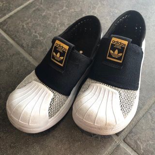 アディダス(adidas)の中古　adidas スニーカー　15センチ(スニーカー)