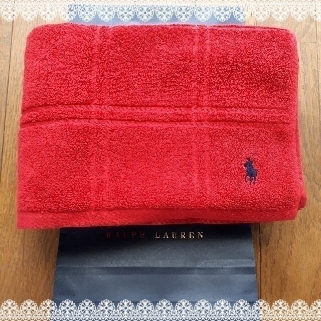 Ralph Lauren(ラルフローレン)の【新品 未使用 綿100%】ラルフローレン  ソリッド プラッド バスタオル インテリア/住まい/日用品の日用品/生活雑貨/旅行(タオル/バス用品)の商品写真