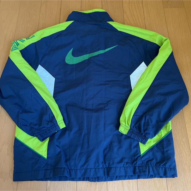 NIKE(ナイキ)のサッカー NIKE ナイキ ナイロンジャケット 140cm キッズ/ベビー/マタニティのキッズ服女の子用(90cm~)(ジャケット/上着)の商品写真