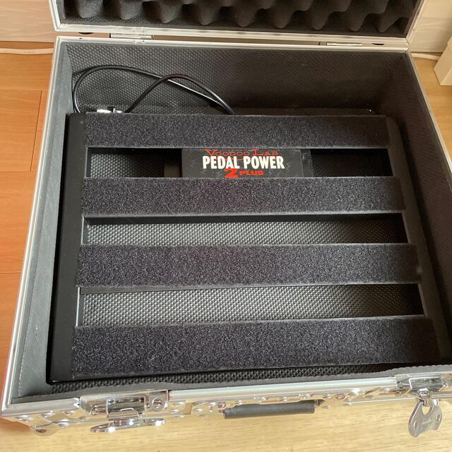 PEDAL TRAIN pedal power 設置済み　ハードケースセット 楽器のギター(エフェクター)の商品写真