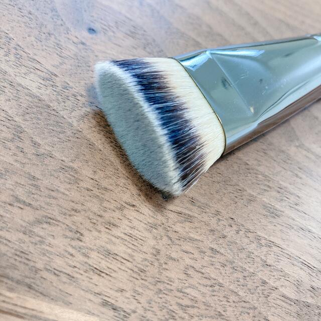 アンシブラシ Ancci brush ebony 10 コスメ/美容のメイク道具/ケアグッズ(チーク/フェイスブラシ)の商品写真