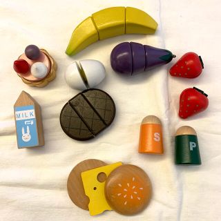 ボーネルンド(BorneLund)のおもちゃ　野菜果物　まな板　woody puddy おままごと(知育玩具)