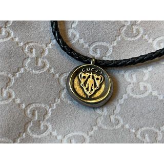 「GUCCI グッチ ネックレス コイン メダル クレスト」に近い商品