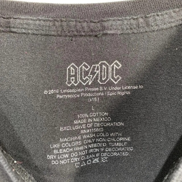 ART VINTAGE(アートヴィンテージ)のACDC バンドTシャツ 両面プリント ブラック メンズのトップス(Tシャツ/カットソー(半袖/袖なし))の商品写真