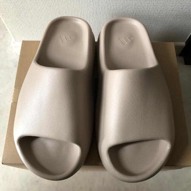 adidas(アディダス)のアディダス　イージースライド　ピュア　adidas  YEEZY SLIDE   メンズの靴/シューズ(サンダル)の商品写真