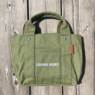 ダブルティー(WTW)の西海岸スタイル☆LUSSO SURF マルチポケット　トートバッグ　カーキ(トートバッグ)