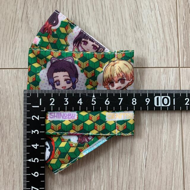 【2枚で550円選択可】大臣型インナーマスク　鬼滅柄 ハンドメイドのキッズ/ベビー(外出用品)の商品写真