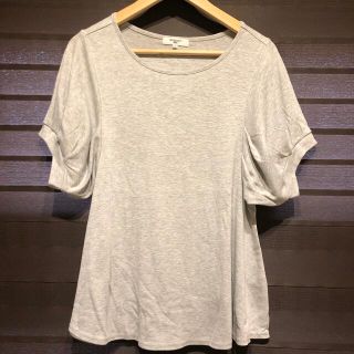 ナチュラルビューティーベーシック(NATURAL BEAUTY BASIC)のナチュラルビューティーベーシック　Mサイズ　半袖Tシャツ　グレー　カットソー(カットソー(半袖/袖なし))