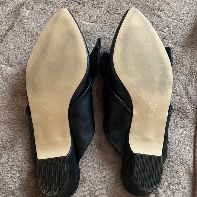 OHGA レザーリボンミュール　ブラック　M レディースの靴/シューズ(ミュール)の商品写真