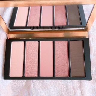 ボビイブラウン(BOBBI BROWN)の【処分価格】☆1度のみ使用☆ボビイブラウン ペタルウォッシュアイシャドウパレット(アイシャドウ)