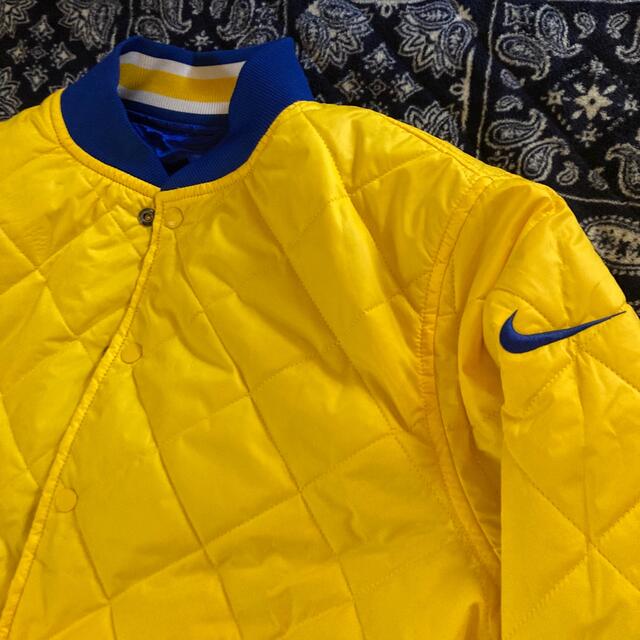 NIKE(ナイキ)の新品 ウォーリアーズ NIKE スタジャン リバーシブル L Warriors メンズのジャケット/アウター(スタジャン)の商品写真