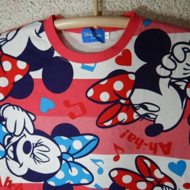 Disney(ディズニー)の7396　ディズニー　半袖　ミニー　マウス　総柄　デザイン　tシャツ レディースのトップス(Tシャツ(半袖/袖なし))の商品写真