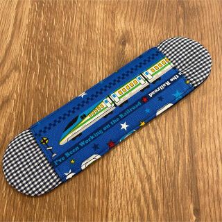 水筒肩紐カバー　電車柄×紺チェック 男の子 ハンドメイド(外出用品)