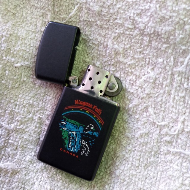 ZIPPO(ジッポー)のジッポ ナイアガラ  1995年 カナダ製 ZIPPO オンタリオ 希少 スリム メンズのファッション小物(タバコグッズ)の商品写真