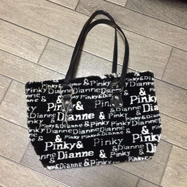 Pinky&Dianne(ピンキーアンドダイアン)のPinky&Dianne 美品 送料込み6100円 お取り置き レディースのバッグ(ハンドバッグ)の商品写真