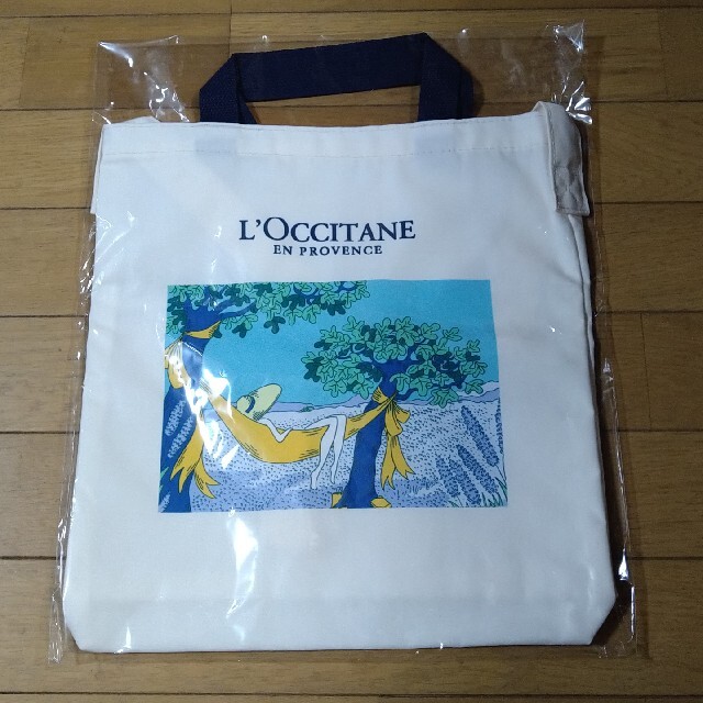 L'OCCITANE(ロクシタン)のロクシタンプロヴァンス2WAYトートバック非売品A4大判バッグ レディースのバッグ(トートバッグ)の商品写真