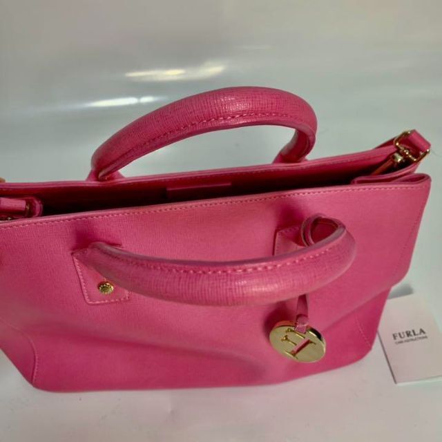 Furla(フルラ)の【美品】FURLA フルラ 2wayハンドバッグ ピンク ショルダー214850 レディースのバッグ(ハンドバッグ)の商品写真