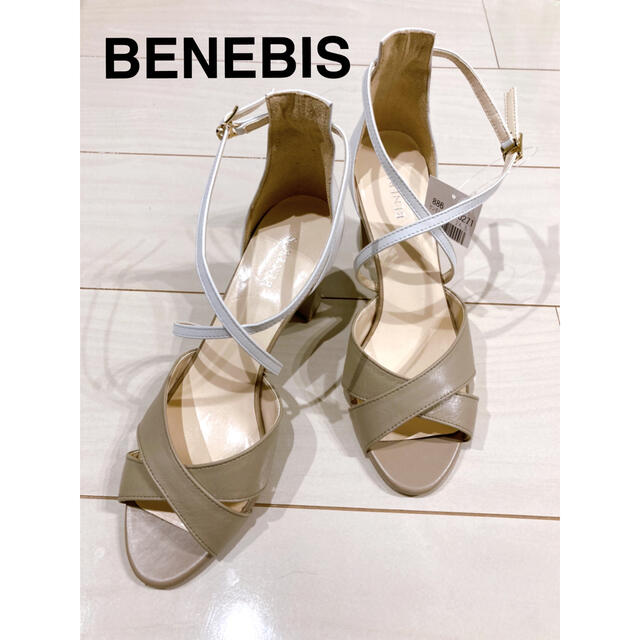 【新品未使用】BENEBIS サンダル パンプス 24.5cm レディースの靴/シューズ(サンダル)の商品写真