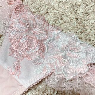 Wacoal - ワコール サルート 26 SP ソング M の通販 by *Nami's shop