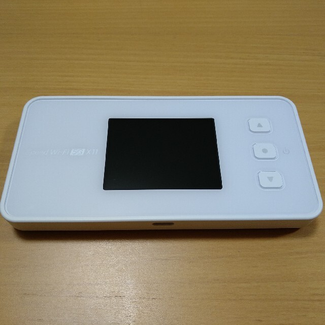 NEC(エヌイーシー)のポケットwifiルーター NEC スマホ/家電/カメラのスマートフォン/携帯電話(その他)の商品写真