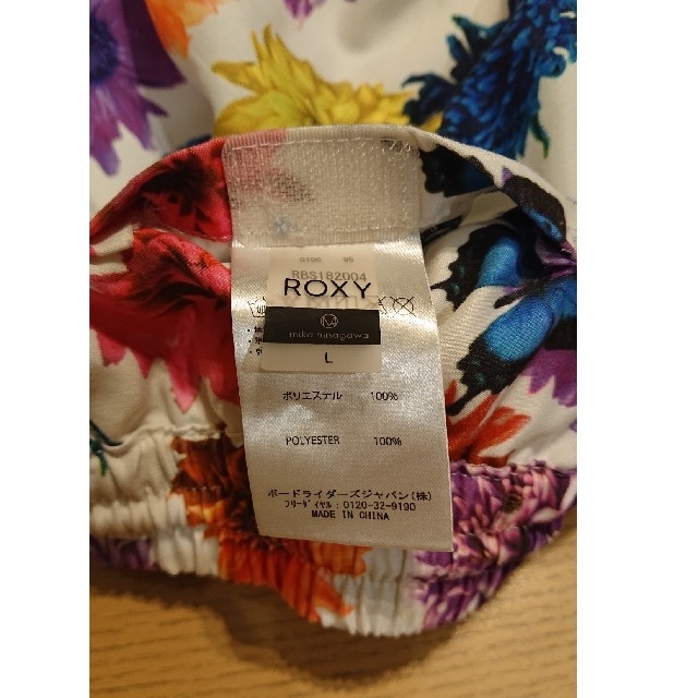 Roxy(ロキシー)のmaki様専用 ロキシー&蜷川実花 mika ninagawa サーフパンツ スポーツ/アウトドアのスポーツ/アウトドア その他(サーフィン)の商品写真